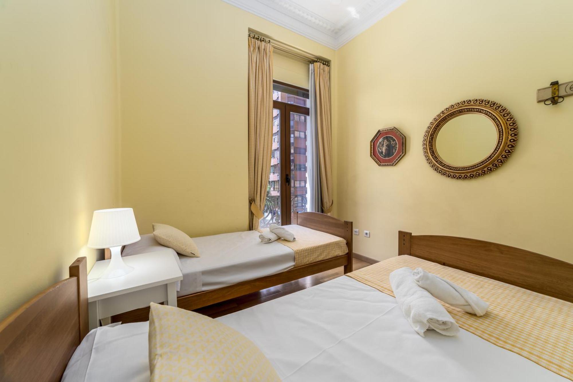My Loft 4 You Gran Via Valence Extérieur photo